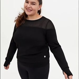 BLACK MESH ACTIVE SWEATSHIRT •new with tags•